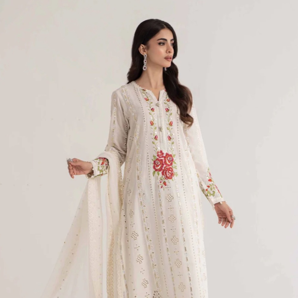 Maria B: 3 Piece Embroidered Lawn Shalwar Kameez - Formal Wear - Stitched - 2